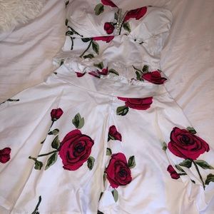 BEAUTIFUL FLORAL TWO PIECE SET